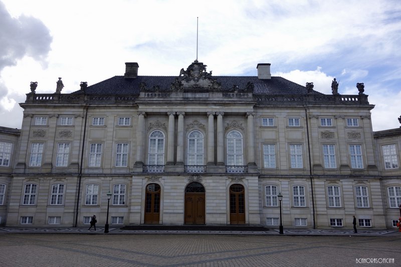Amalienborg. Estatua de Frederik V