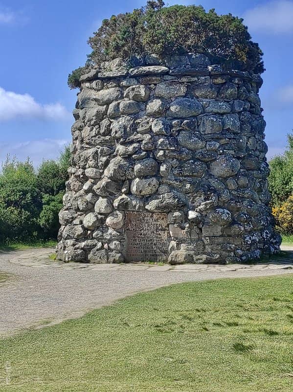 Monumento de la batalla de Culloden en Escocia